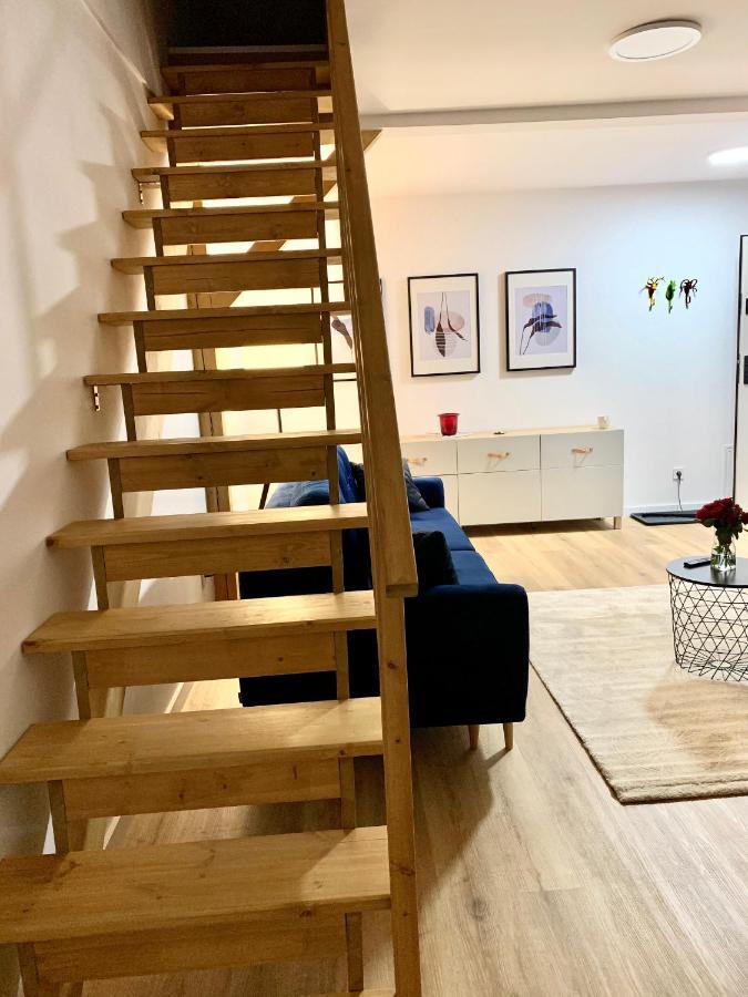 Apartament W Samym Sercu Miasta Z Darmowym Parkingiem Pod Zlotym Lwem -Hotel VI Klodzko Bagian luar foto