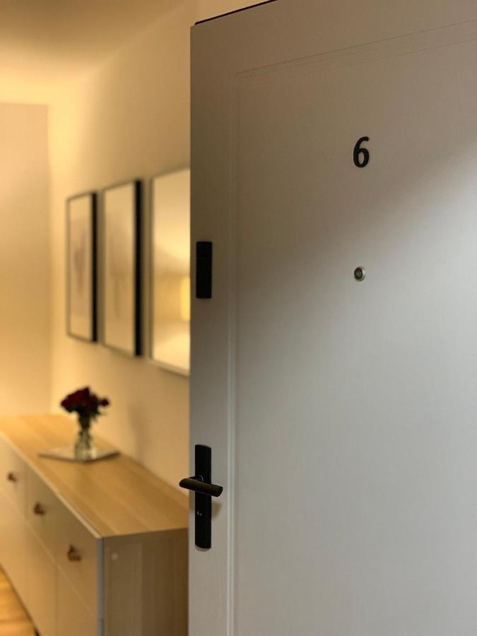 Apartament W Samym Sercu Miasta Z Darmowym Parkingiem Pod Zlotym Lwem -Hotel VI Klodzko Bagian luar foto